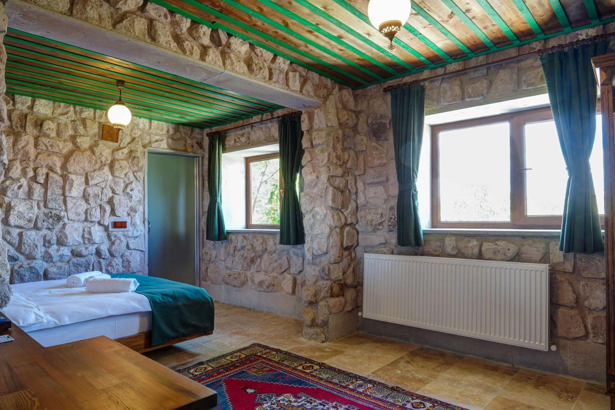 Nissa Cave Hotel Goreme Bagian luar foto