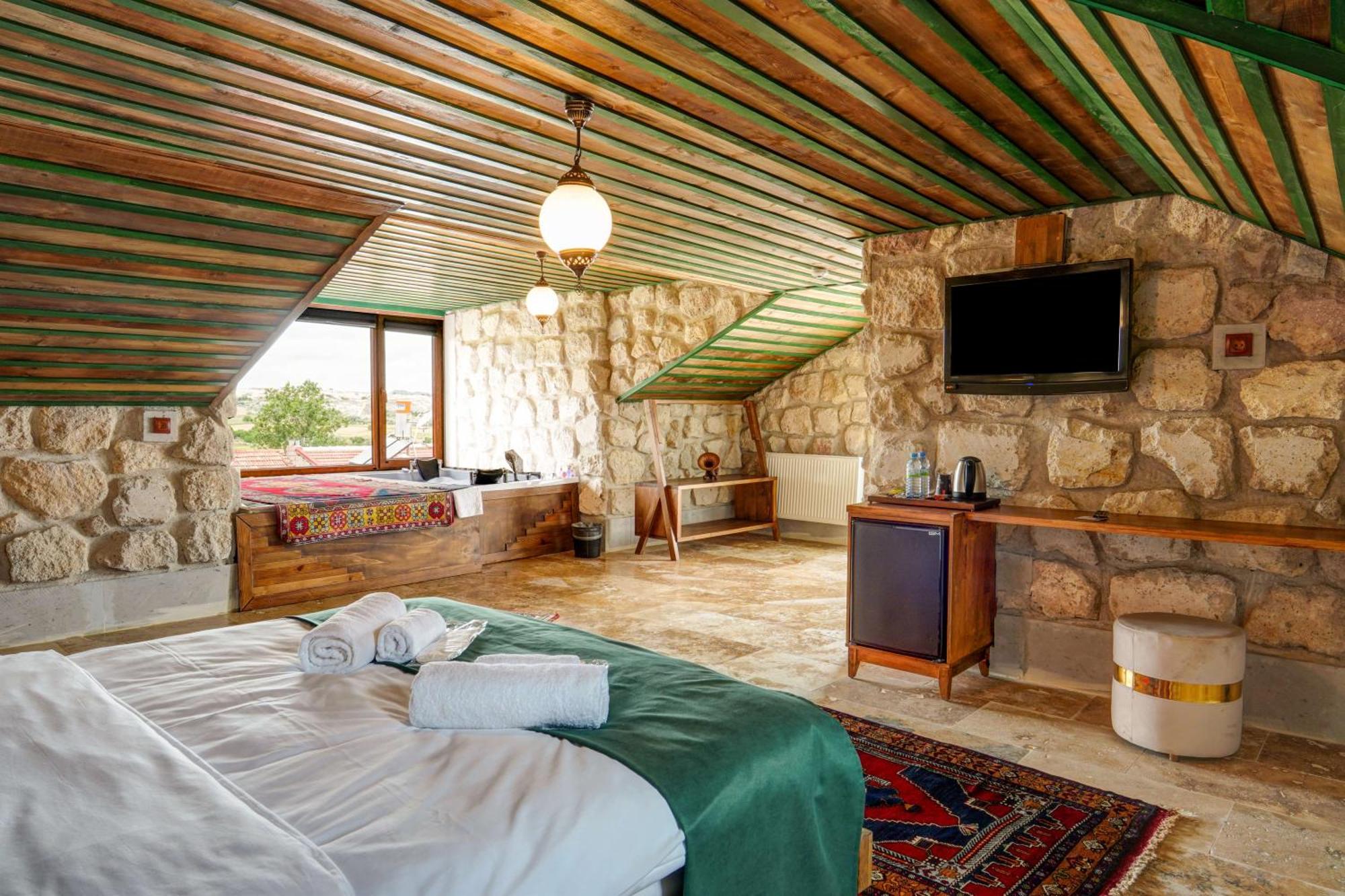 Nissa Cave Hotel Goreme Bagian luar foto
