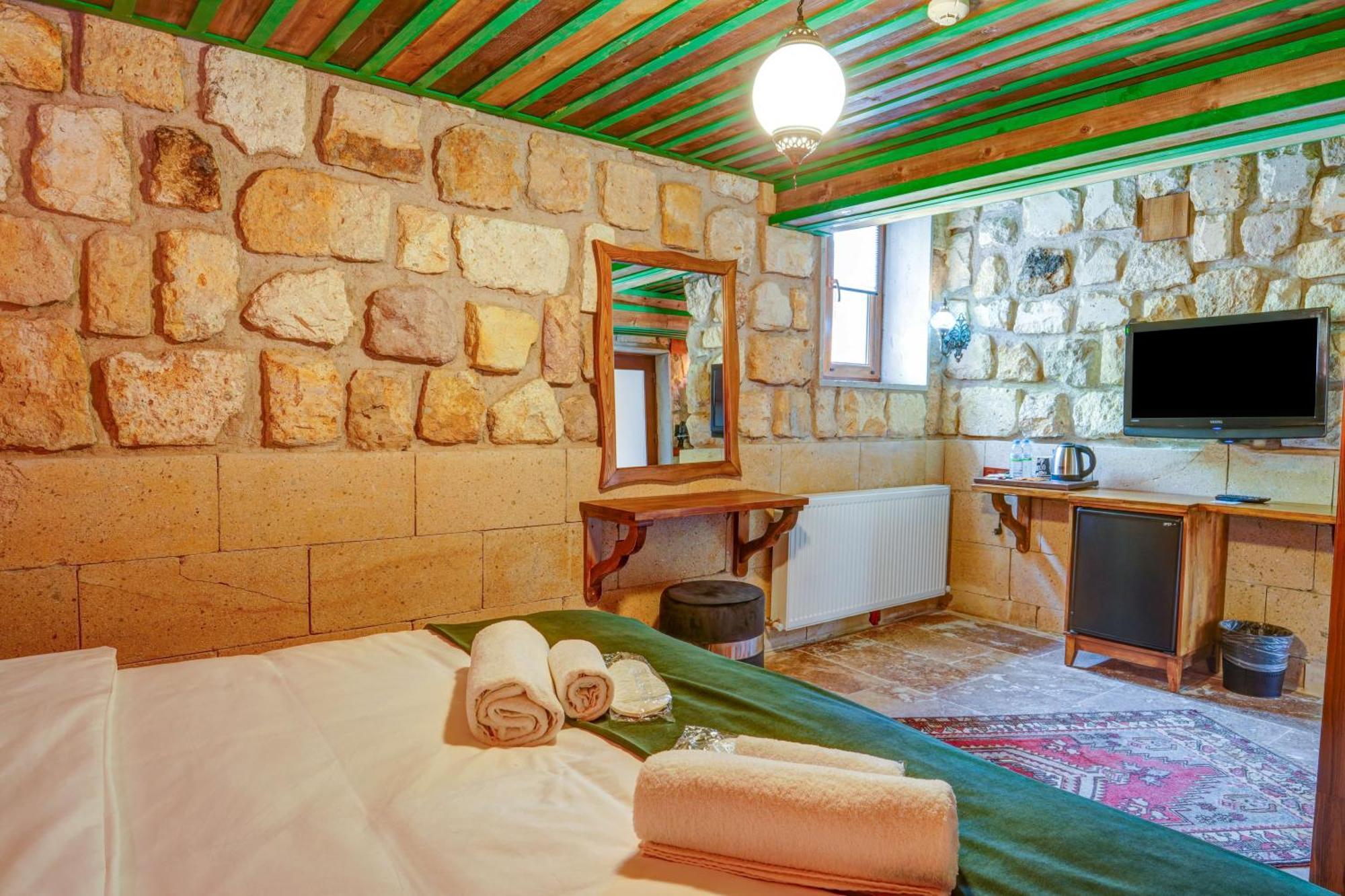 Nissa Cave Hotel Goreme Bagian luar foto