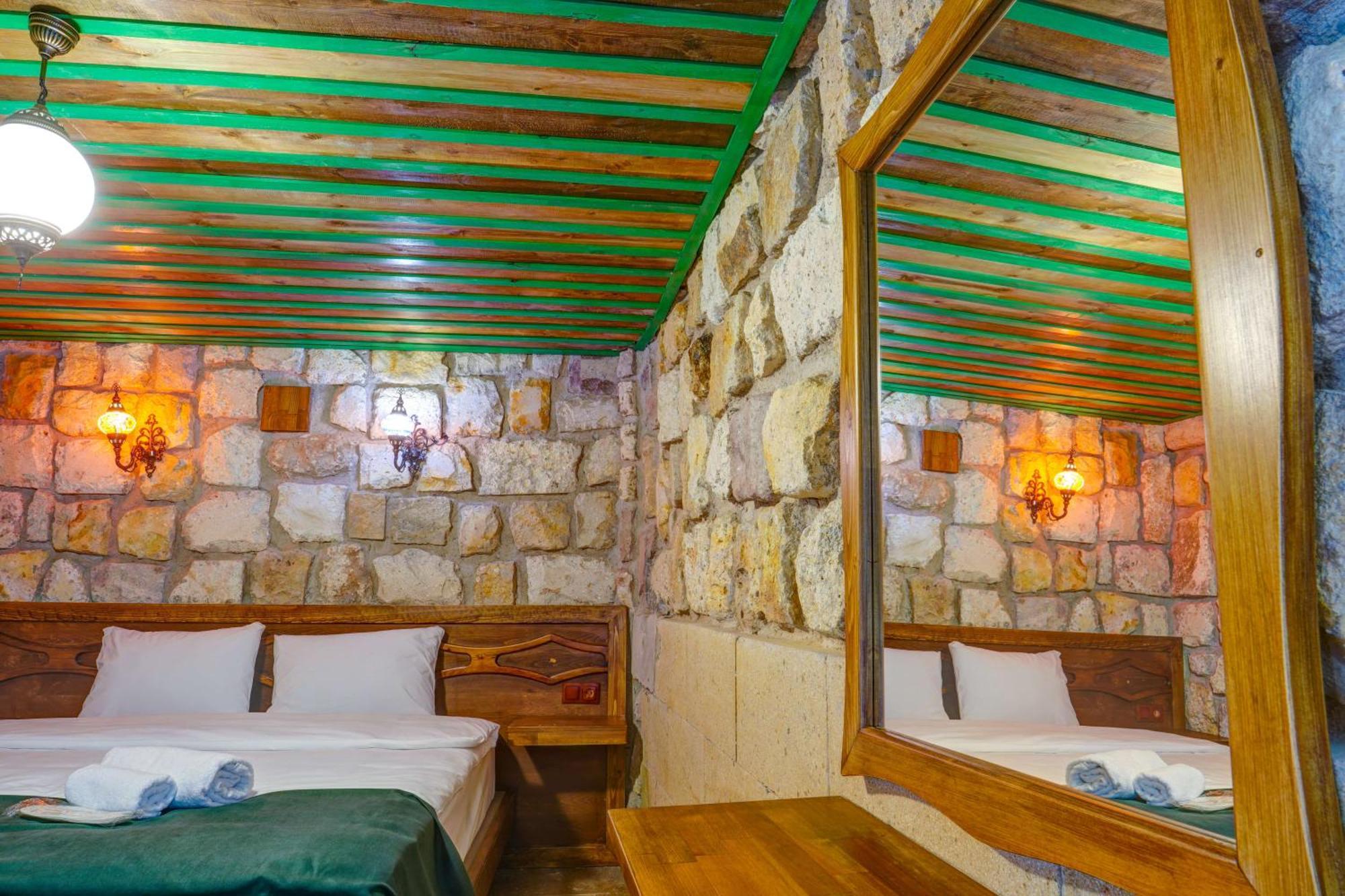 Nissa Cave Hotel Goreme Bagian luar foto