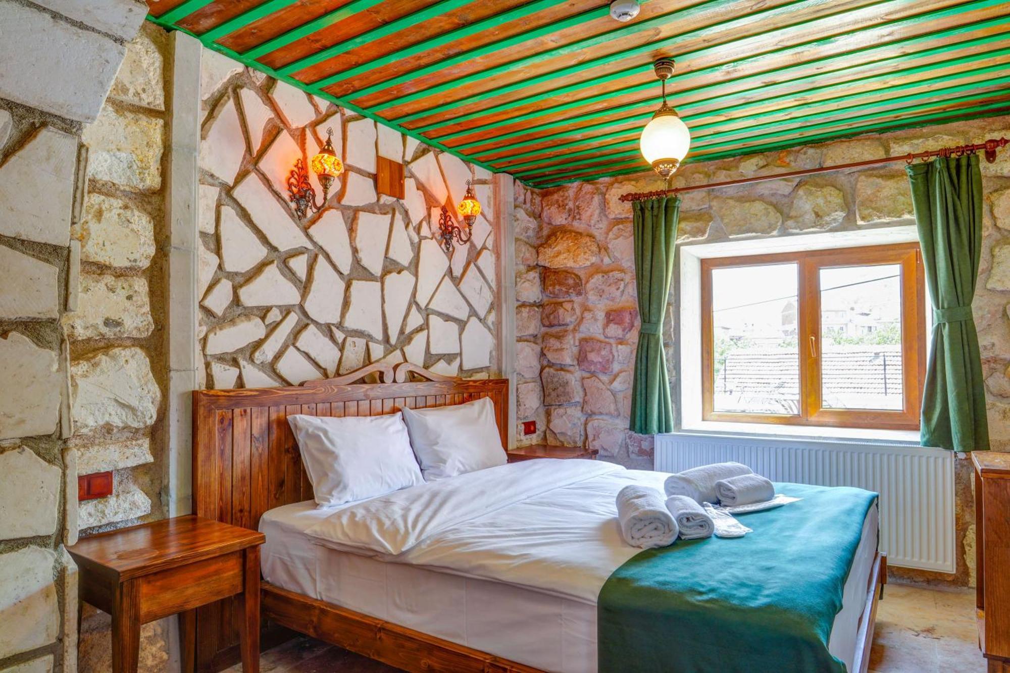 Nissa Cave Hotel Goreme Bagian luar foto